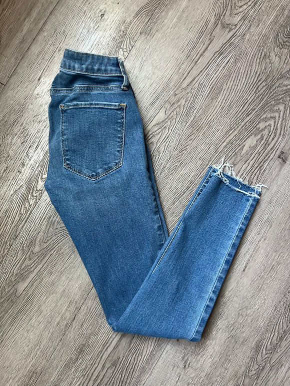 Gap Maternity bottoms