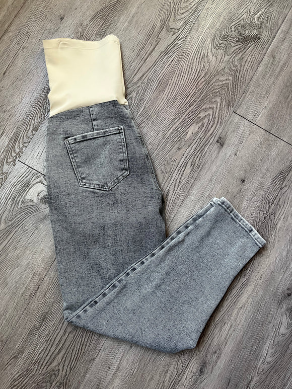 LeBump maternity bottoms