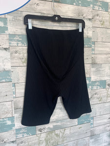 Maternity bottoms