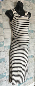 Thyme Maternity dress
