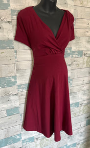 Ekouaer Nursing dress