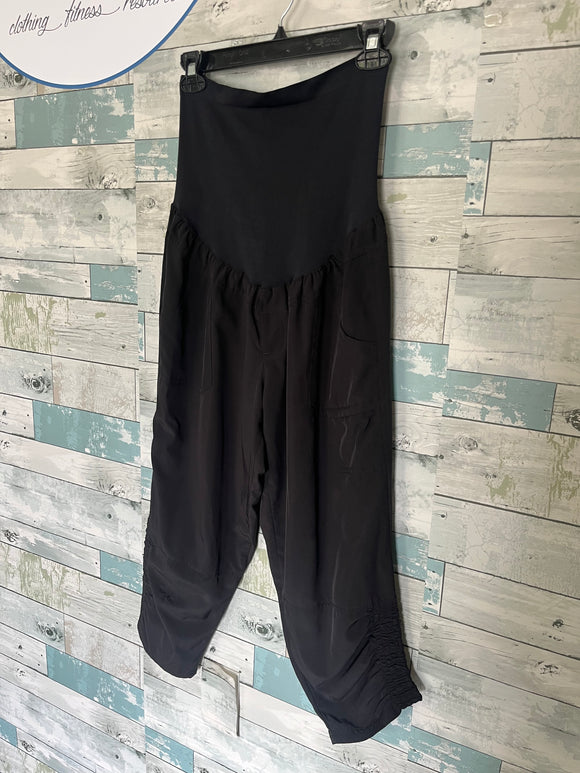 Thyme Maternity bottoms