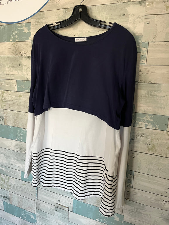 SmallShow Nursing top