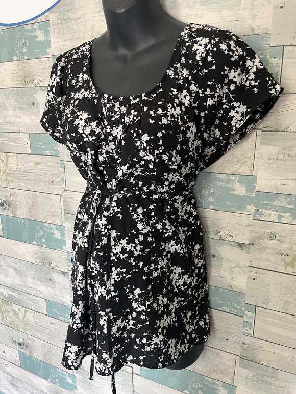 Motherhood Maternity top