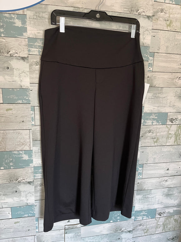 Stork & Babe Maternity bottoms