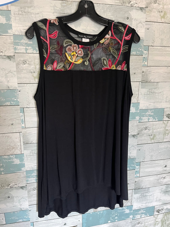 Kim & Cami maternity top