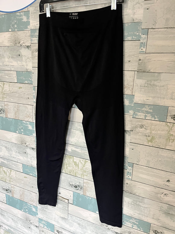 Maternity bottoms