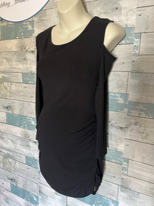 Isabella Oliver maternity top