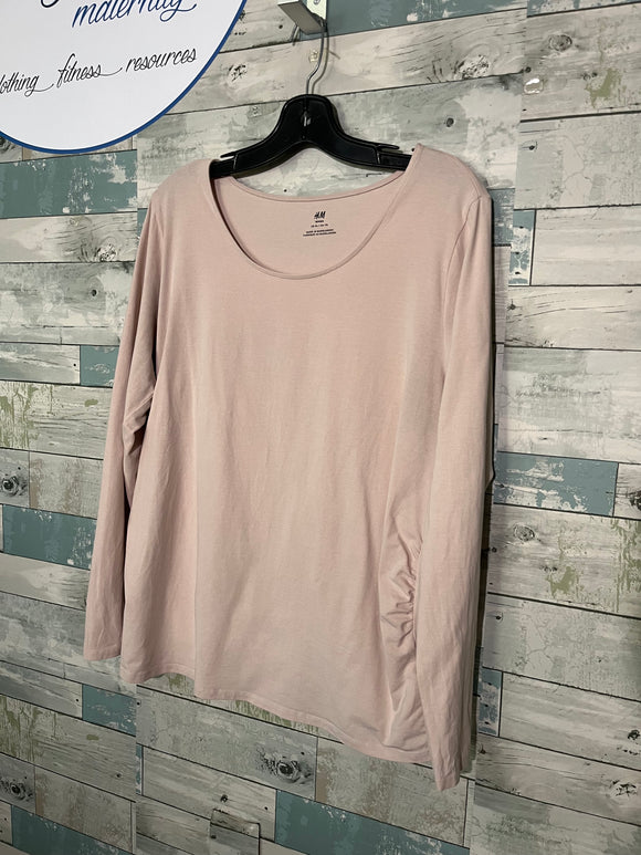 H&M Mama maternity top
