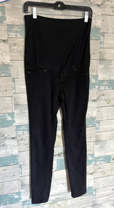 H&M Maternity bottoms