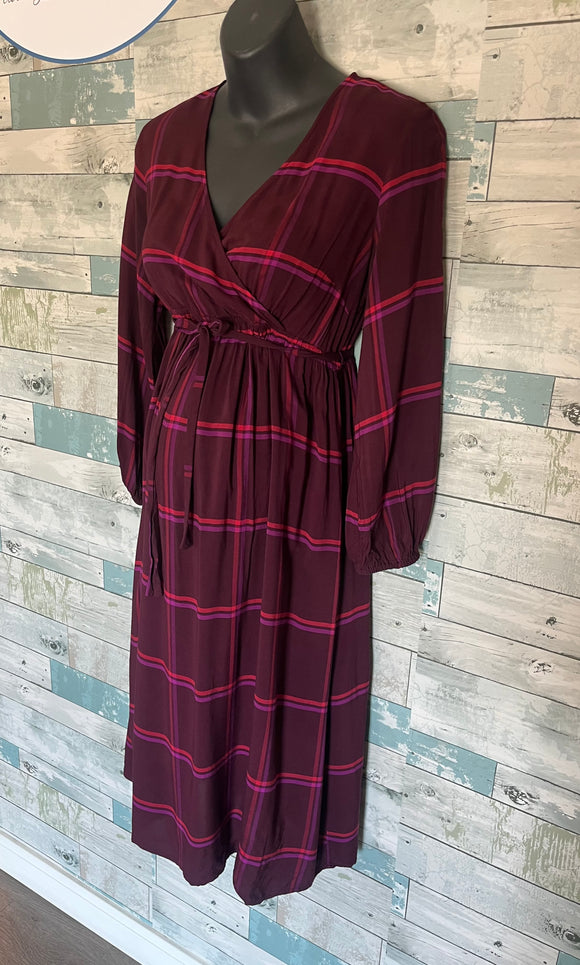 Old Navy Maternity Dress