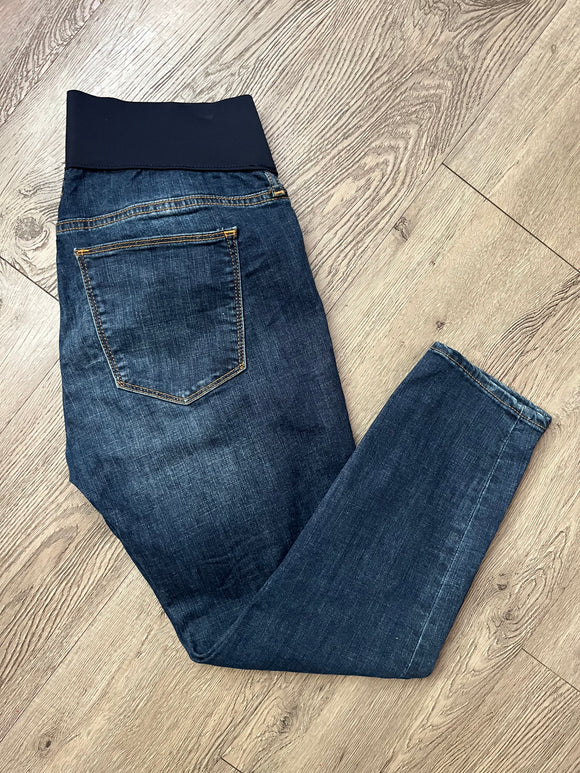 Gap Maternity bottoms