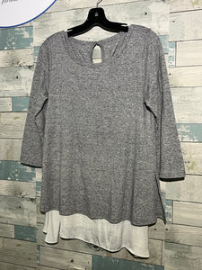 A Pea in the Pod nursing top