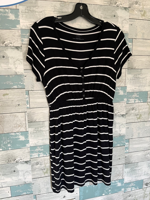 Motherhood Maternity top