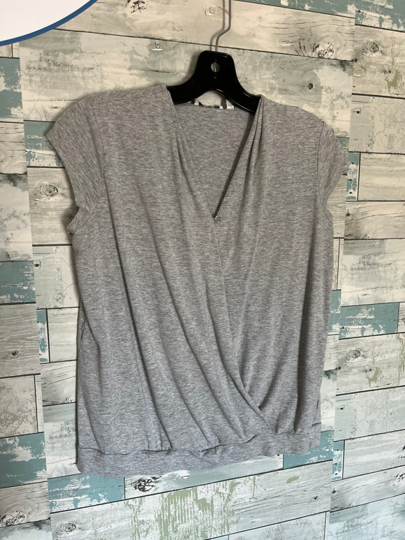 Momzelle nursing top