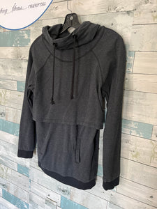 Momzelle Nursing top