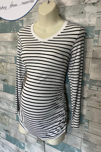 Small Show Maternity top