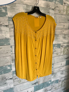Reitmans nursing top