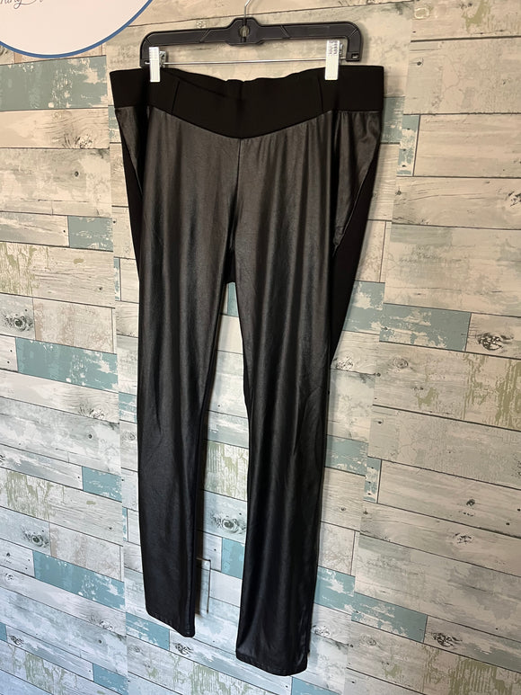 Seraphine maternity bottoms