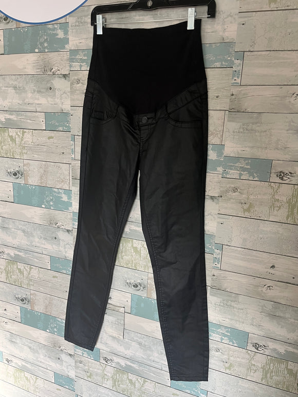 Thyme Maternity bottoms
