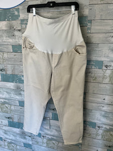 Old Navy Maternity bottoms