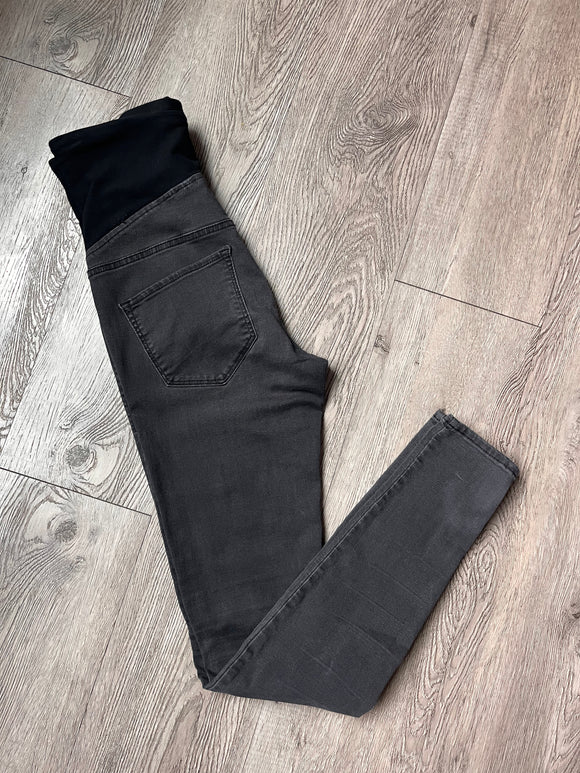 H and m clearance maternity