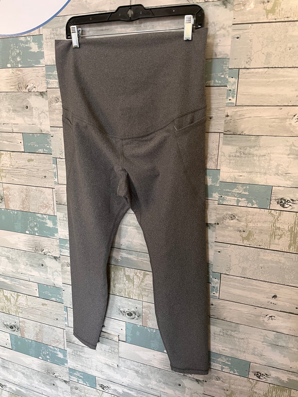 Old Navy Active Maternity bottoms