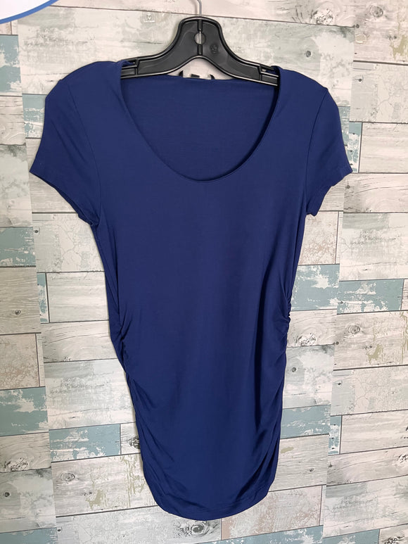 Isabella Oliver maternity top