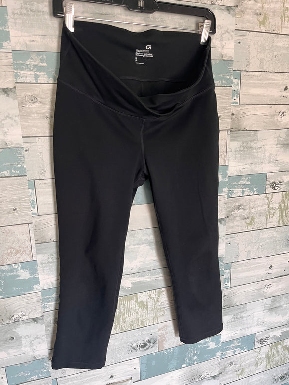 GapFit Maternity Capri Leggings