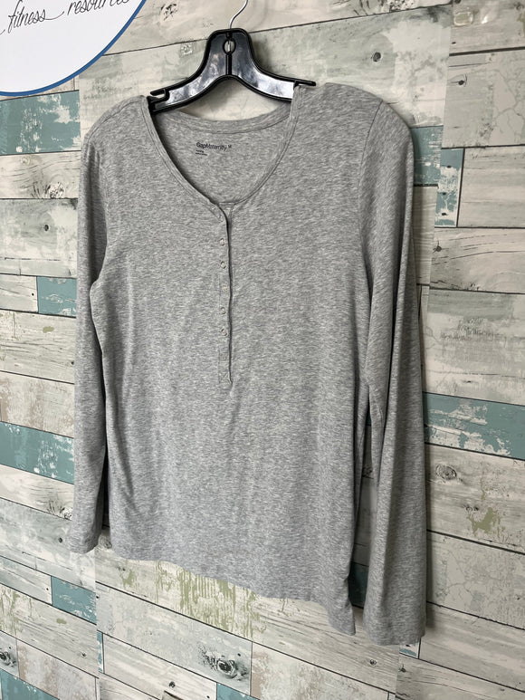 Gap Nursing Top