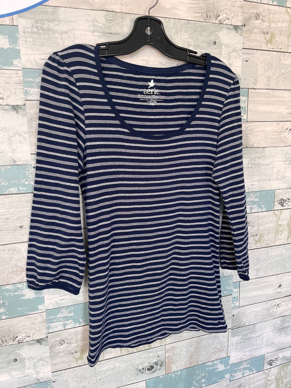 Aerie maternity top