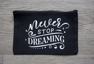 Mama Buzz Zipper Pouch - "Never stop dreaming"